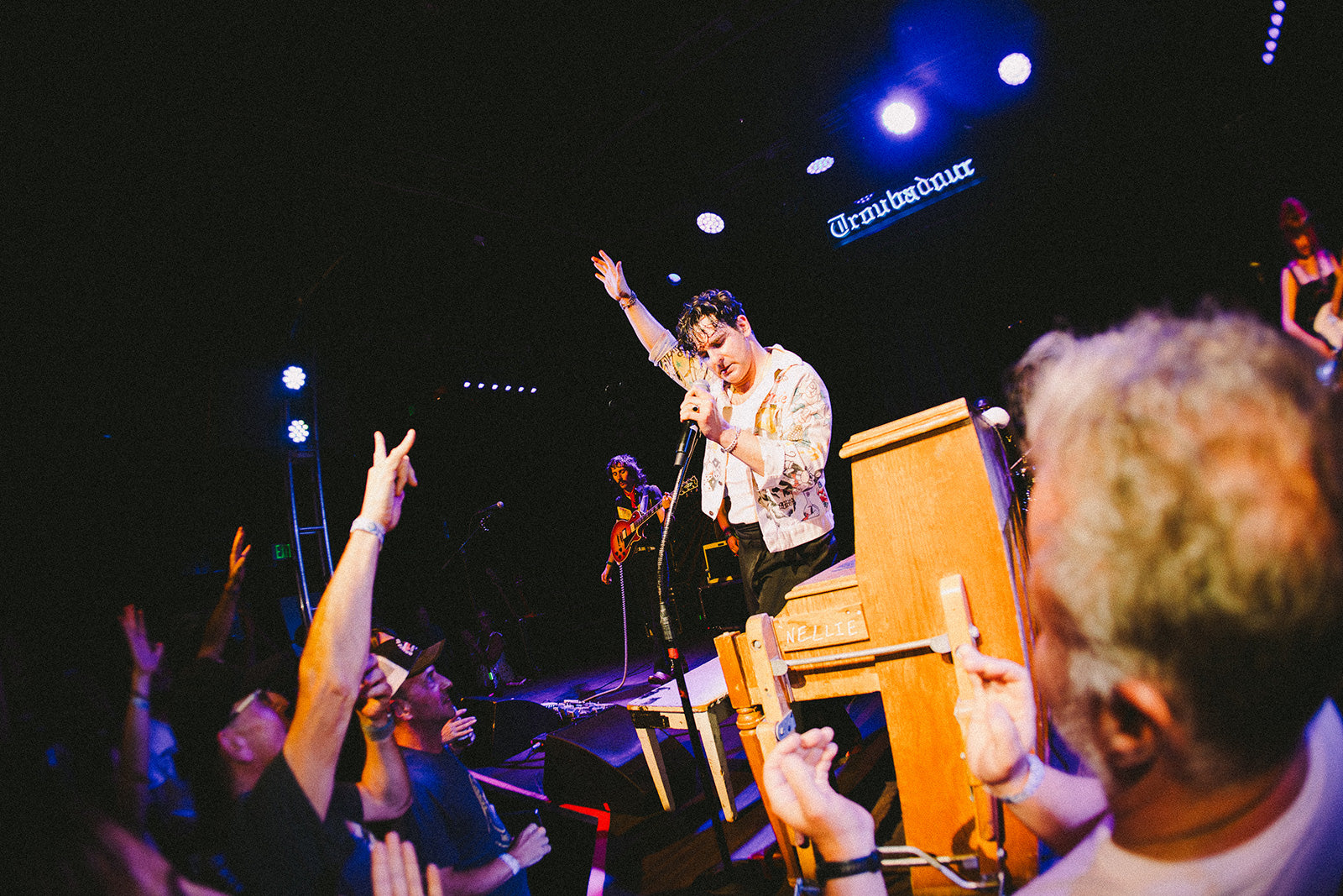 lowcutconnie-115.jpg